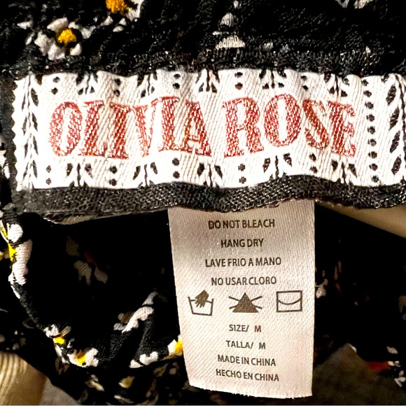 Olivia Rose Medium Black Daisy Flowy Pants - Picture 4 of 4